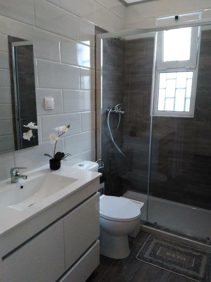 Apartament'S Veiga Areeiro Lisbona Esterno foto