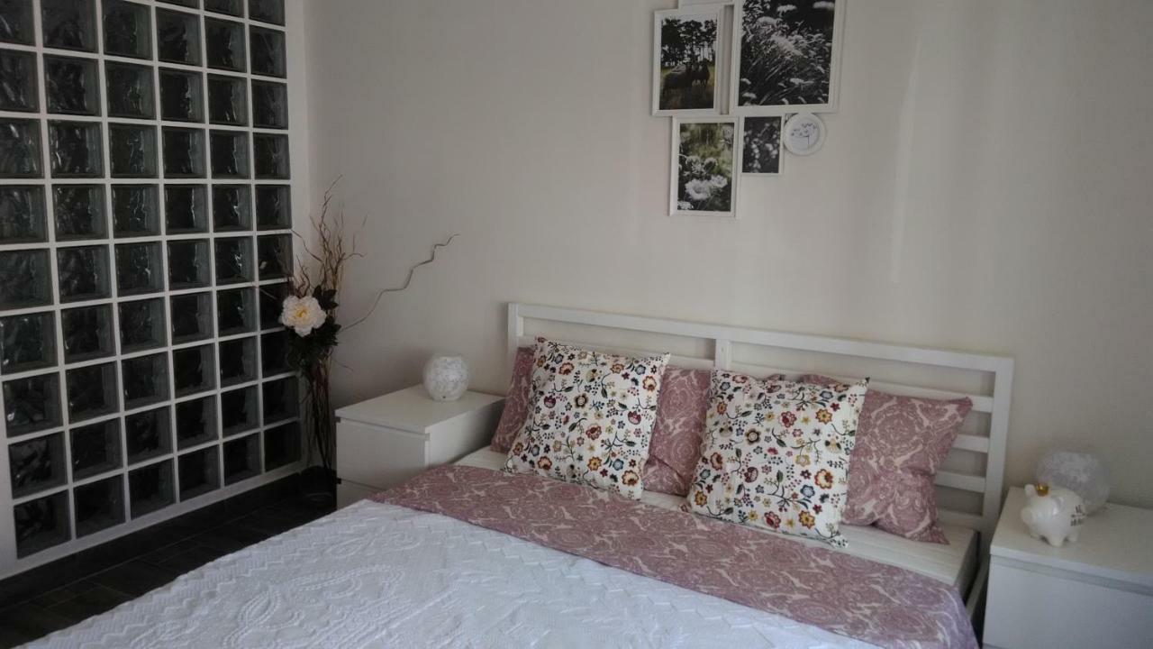 Apartament'S Veiga Areeiro Lisbona Esterno foto
