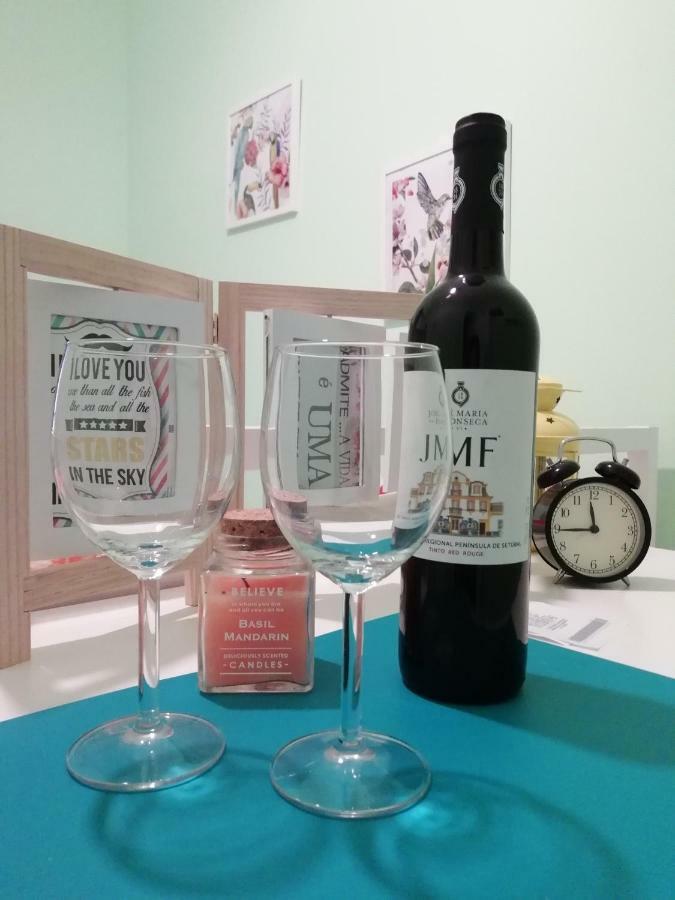 Apartament'S Veiga Areeiro Lisbona Esterno foto