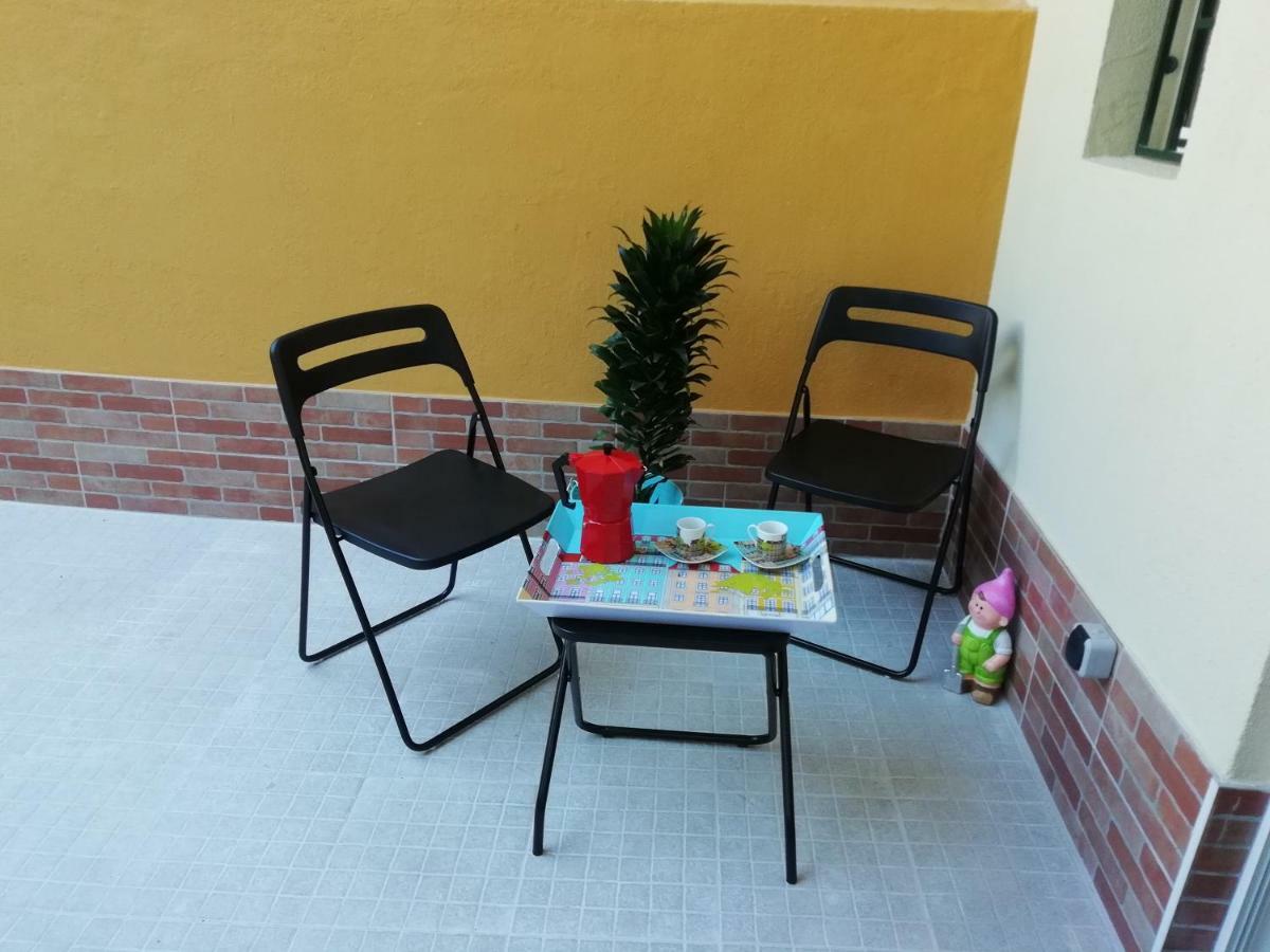 Apartament'S Veiga Areeiro Lisbona Esterno foto